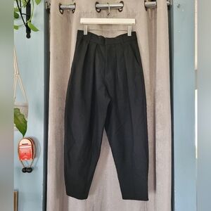 ⭐️Womens ZARA Ultra Hugh Rise Black Pleated Pants⭐️